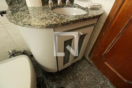 Casa à venda com 127m², 3 quartos e 2 vagasBanheiro Social