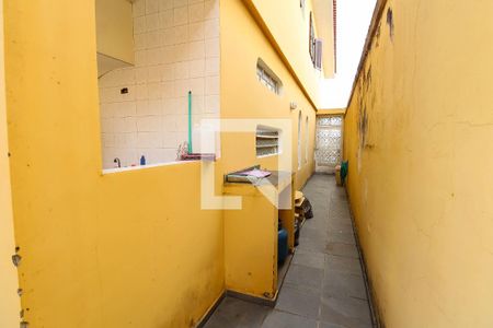 Casa à venda com 127m², 3 quartos e 2 vagasCorredor Externo