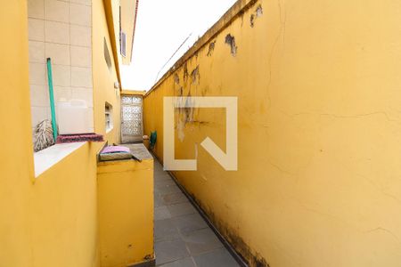 Casa à venda com 127m², 3 quartos e 2 vagasCorredor Externo