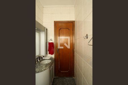 Casa à venda com 127m², 3 quartos e 2 vagasBanheiro Social