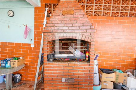 Casa à venda com 198m², 4 quartos e 2 vagasQuintal/Churrasqueira/Área de Serviço