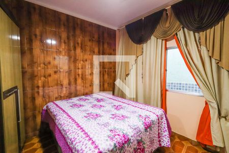 Casa à venda com 198m², 4 quartos e 2 vagasSuíte 1