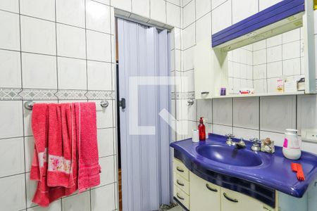 Casa à venda com 198m², 4 quartos e 2 vagasBanheiro - Suíte 2