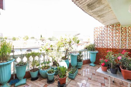 Casa à venda com 198m², 4 quartos e 2 vagasQuintal/Churrasqueira/Área de Serviço