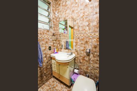 Casa à venda com 198m², 4 quartos e 2 vagasBanheiro Social