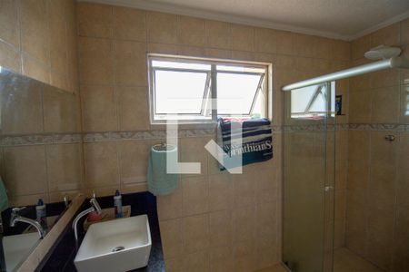 Casa à venda com 154m², 4 quartos e 1 vagaBanheiro