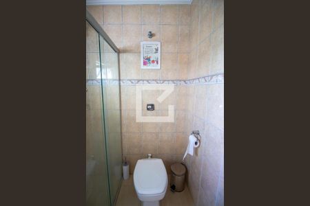 Casa à venda com 154m², 4 quartos e 1 vagaBanheiro