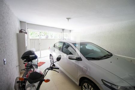 Casa à venda com 154m², 4 quartos e 1 vagaGaragem