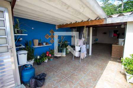 Casa à venda com 154m², 4 quartos e 1 vagaÁrea de Serviço