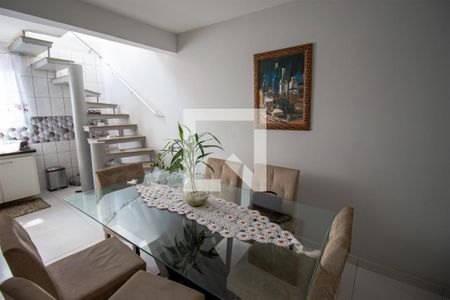 Casa à venda com 154m², 4 quartos e 1 vagaSala de Jantar