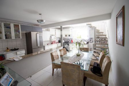 Casa à venda com 154m², 4 quartos e 1 vagaSala de Jantar