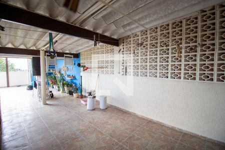 Casa à venda com 154m², 4 quartos e 1 vagaÁrea Churrasco