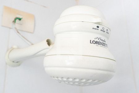 Apartamento à venda com 107m², 2 quartos e 1 vagaBanheiro de serviço Detalhe