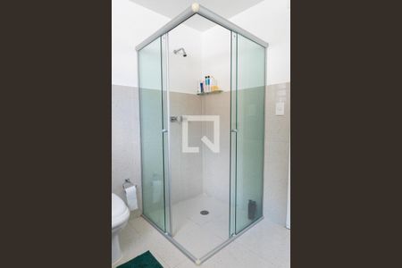 Apartamento à venda com 107m², 2 quartos e 1 vagaBanheiro Detalhe