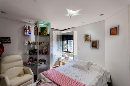 Apartamento à venda com 476m², 4 quartos e 4 vagasSuíte 2