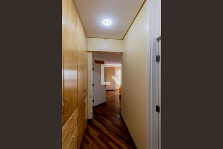 Apartamento à venda com 476m², 4 quartos e 4 vagasCloset