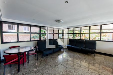 Apartamento à venda com 476m², 4 quartos e 4 vagasÁrea comum - Salão de festas