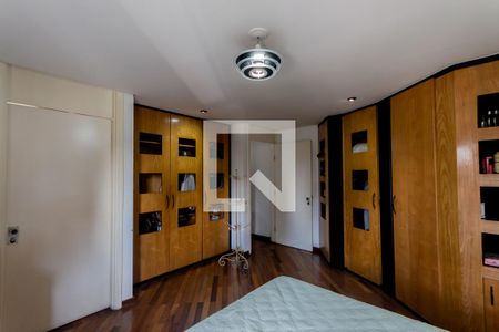 Apartamento à venda com 476m², 4 quartos e 4 vagasSuíte 3