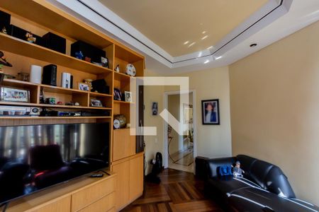 Apartamento à venda com 476m², 4 quartos e 4 vagasSala 2