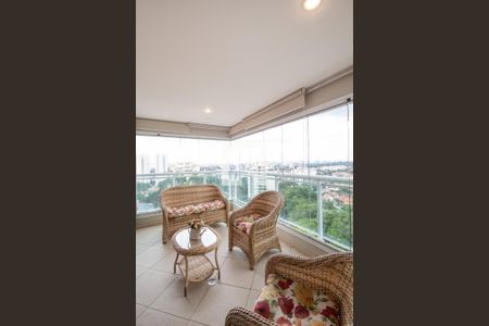Sacada de apartamento à venda com 3 quartos, 143m² em Vila Yara, Osasco