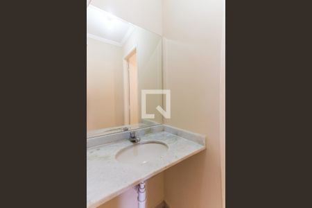 Apartamento à venda com 56m², 2 quartos e 1 vaga Apartamento à venda com 56m², 2 quartos e 1 vagaBanheiro