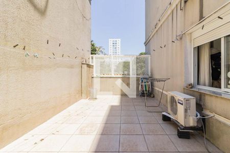 Apartamento à venda com 104m², 2 quartos e 1 vaga Apartamento à venda com 104m², 2 quartos e 1 vagaTerraço