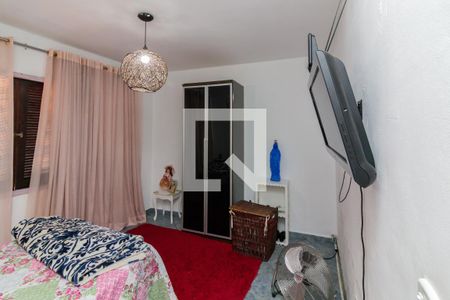 Casa à venda com 200m², 4 quartos e 2 vagas Casa à venda com 200m², 4 quartos e 2 vagasSuite 3 - Quarto 4