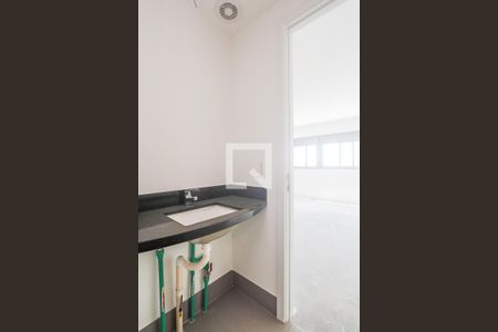 Banheiro de kitnet/studio para alugar com 1 quarto, 40m² em Bela Vista, Porto Alegre