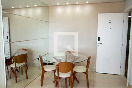 Sala  de apartamento para alugar com 1 quarto, 54m² em Jardim Goiás, Goiânia