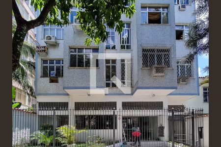 Apartamento para alugar com 90m², 2 quartos e 1 vaga Apartamento para alugar com 90m², 2 quartos e 1 vagaFachada e portaria