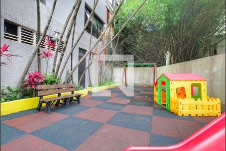 Apartamento à venda com 324m², 4 quartos e 3 vagasÁrea Comum - Playground