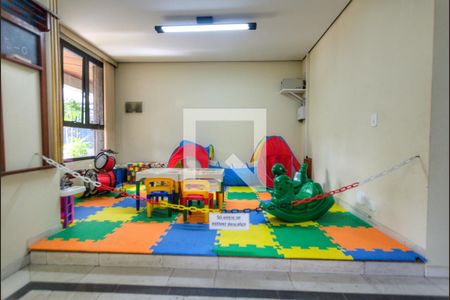 Apartamento à venda com 324m², 4 quartos e 3 vagasÁrea comum - Sala de jogos