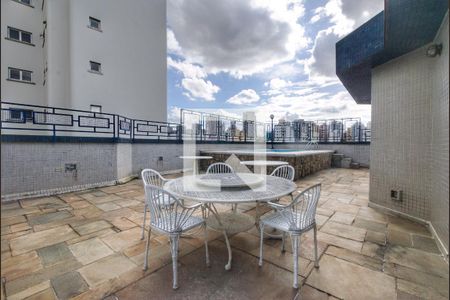 Apartamento à venda com 324m², 4 quartos e 3 vagasCobertura 