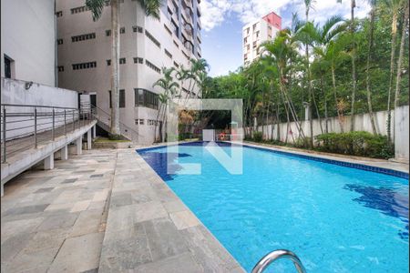 Apartamento à venda com 324m², 4 quartos e 3 vagasÁrea comum - Piscina