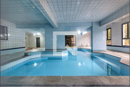 Apartamento à venda com 324m², 4 quartos e 3 vagasÁrea comum - Piscina aquecida