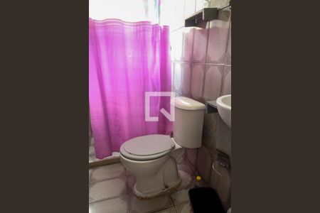 Casa à venda com 65m², 1 quarto e sem vaga Casa à venda com 65m², 1 quarto e sem vagaBanheiro