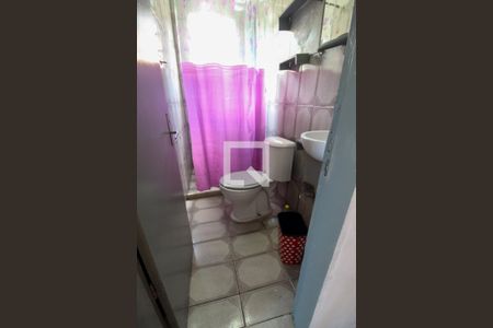 Casa à venda com 65m², 1 quarto e sem vaga Casa à venda com 65m², 1 quarto e sem vagaBanheiro