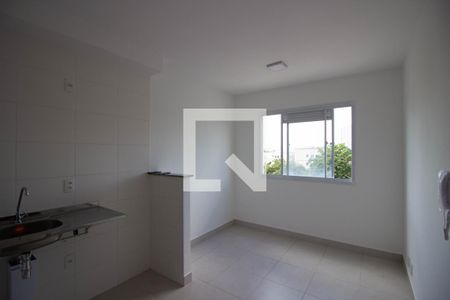 Sala-Cozinha de apartamento para alugar com 2 quartos, 32m² em Vila Nova Curuçá, São Paulo