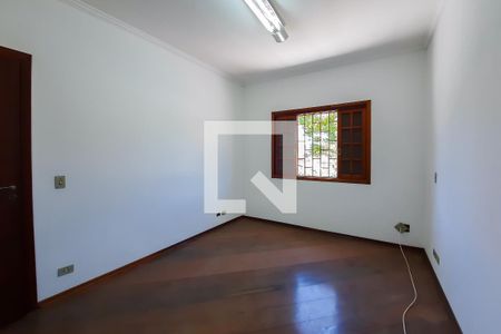 Casa à venda com 243m², 4 quartos e 3 vagasQuarto 1