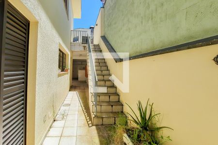 Casa à venda com 243m², 4 quartos e 3 vagasCorredor