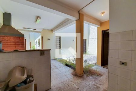 Casa à venda com 243m², 4 quartos e 3 vagasÁrea de Serviço