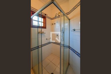 Casa à venda com 243m², 4 quartos e 3 vagasBanheiro da Suíte 1