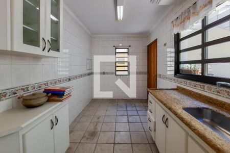 Casa à venda com 243m², 4 quartos e 3 vagasCozinha