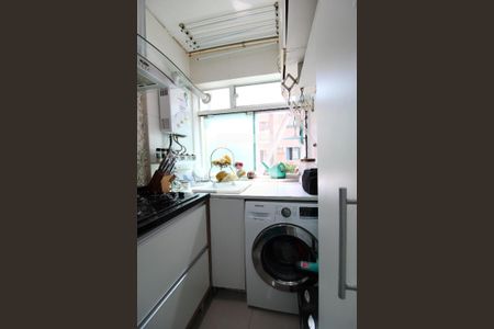 Apartamento para alugar com 55m², 2 quartos e 1 vagaÁrea de Serviço