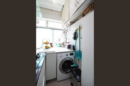 Apartamento para alugar com 55m², 2 quartos e 1 vagaÁrea de Serviço