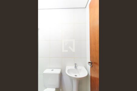 Banheiro de casa para alugar com 1 quarto, 46m² em Brás, São Paulo