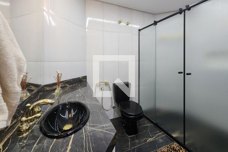 Apartamento à venda com 204m², 3 quartos e 3 vagasBanheiro da Suíte 3