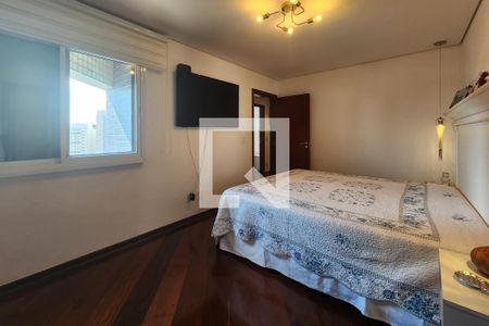 Apartamento à venda com 204m², 3 quartos e 3 vagasSuíte 3