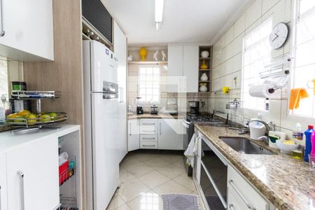 Casa à venda com 228m², 3 quartos e 3 vagasCozinha