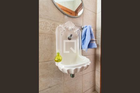 Casa à venda com 228m², 3 quartos e 3 vagasLavabo